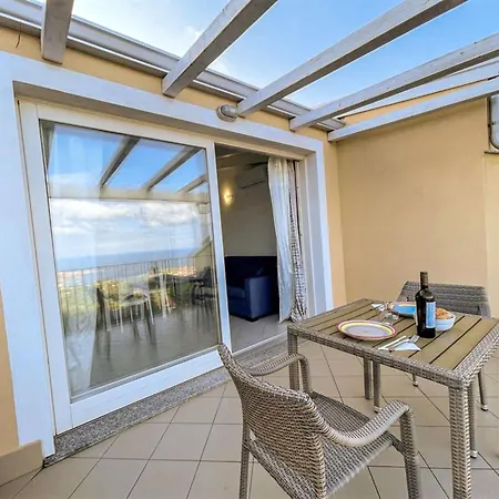 Daire Le Verande Bilo Con Piscina By Interhome *