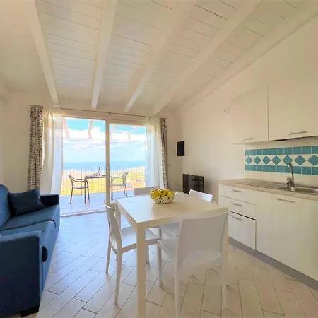 Le Verande Bilo Con Piscina By Interhome Lägenhet Isola Rossa (Sassari)