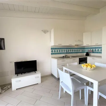 Le Verande Bilo Con Piscina By Interhome Apartment Isola Rossa